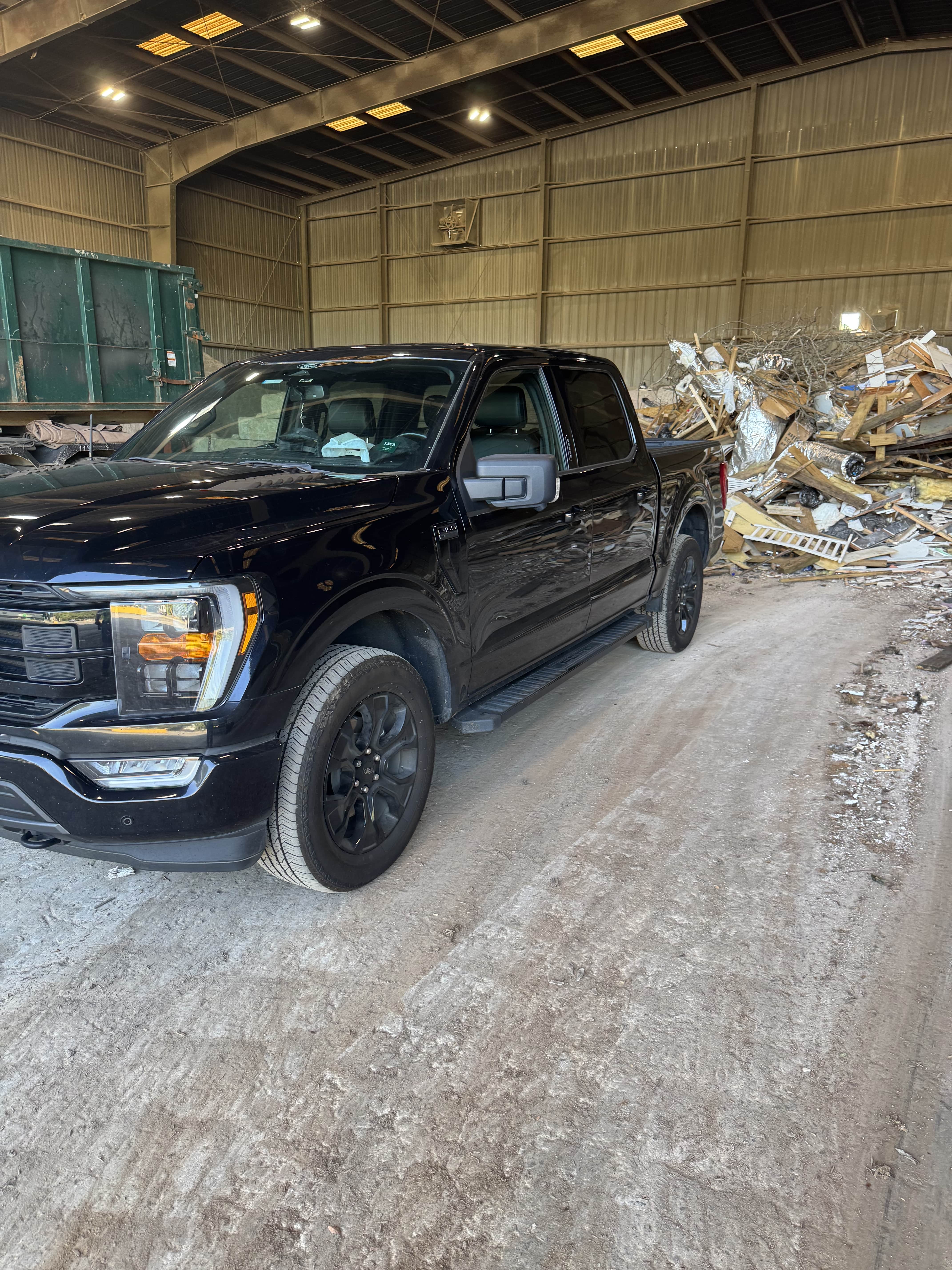 Complete property cleanout and junk removal in Alpharetta GA